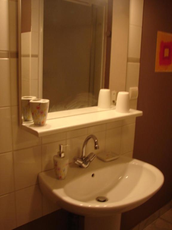 Gite De Fontepaisse Saint-Jean-en-Royans Habitación foto